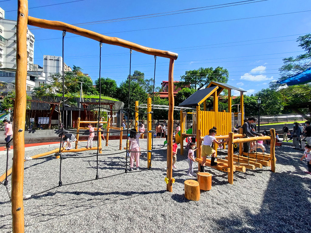 深坑兒童遊戲公園現場照片